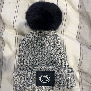 Love Your Melon Womens Pom Penn State Beanie